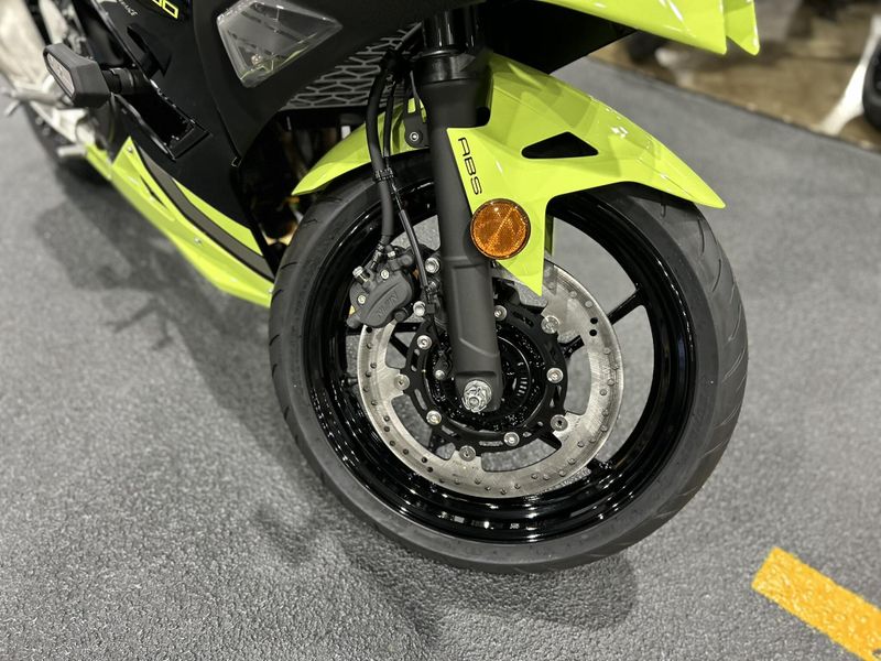 New 2026 Kawasaki NINJA 500 SE ABS Image 13