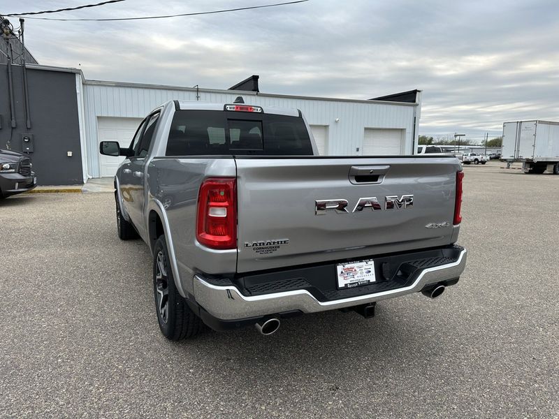 2025 RAM 1500 Laramie Crew Cab 4x4 5