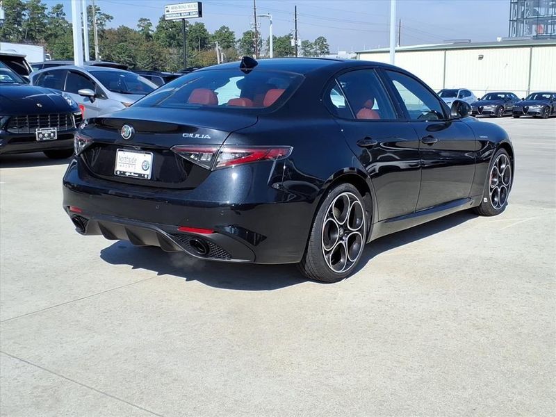 New 2026 Alfa Romeo Giulia VeloceImage 7
