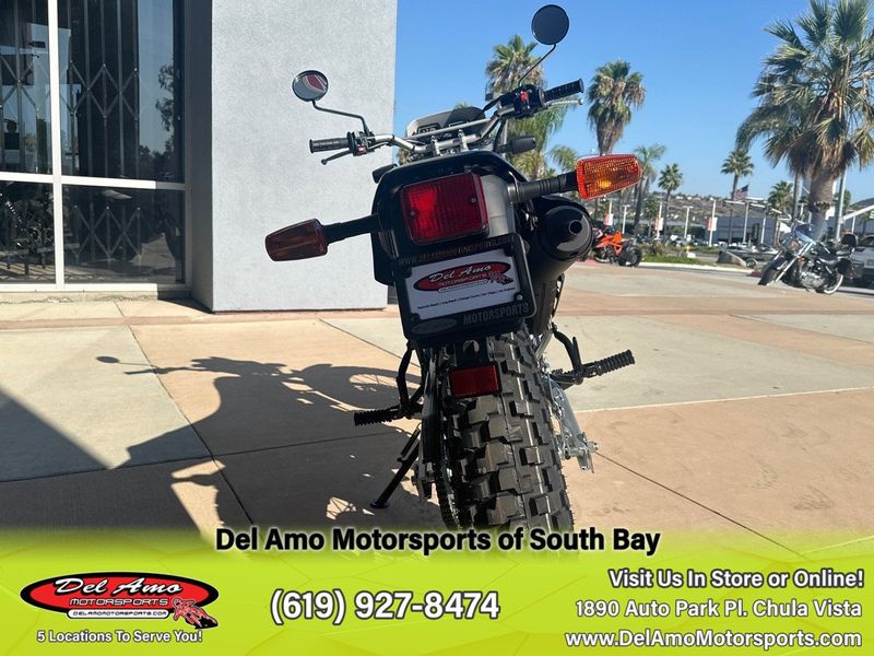 2024 Yamaha TW200R1C  in a GALLANT GRAY exterior color. Del Amo Motorsports of South Bay (619) 547-1937 delamomotorsports.com 