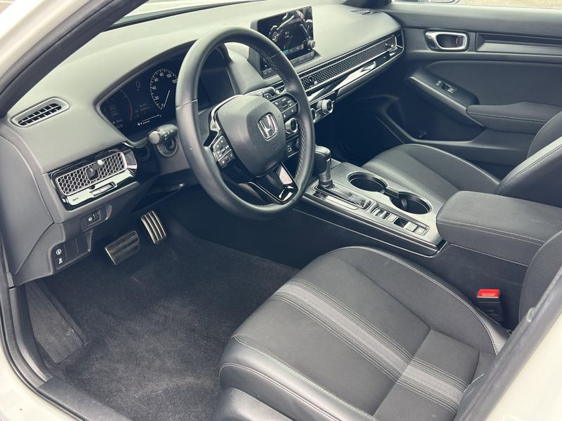 Used 2023 Honda Civic Sedan SportImage 3