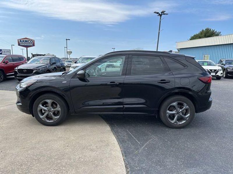2024 Ford Escape ST-LineImage 4