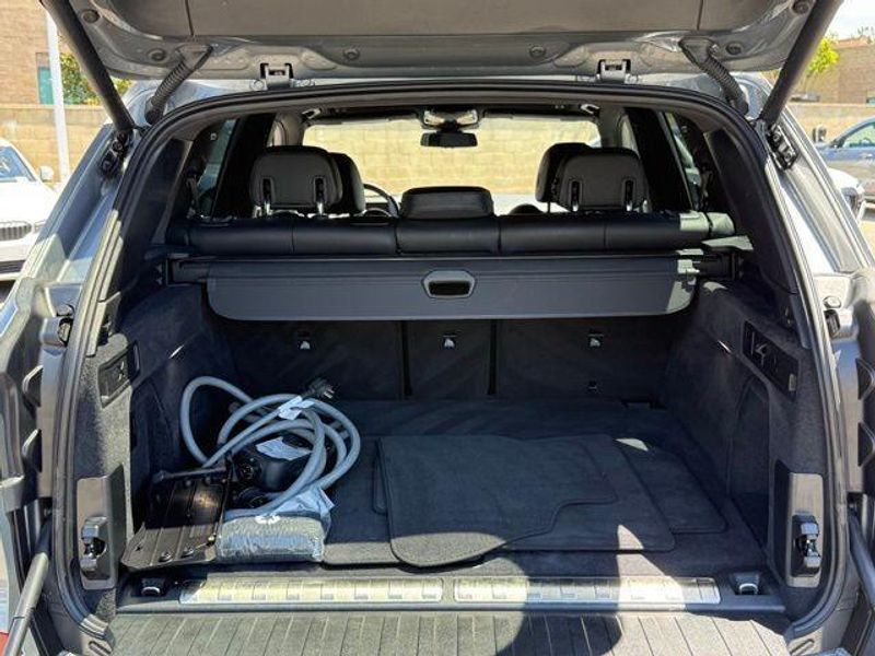 Used 2024 BMW X5 xDrive50eImage 15