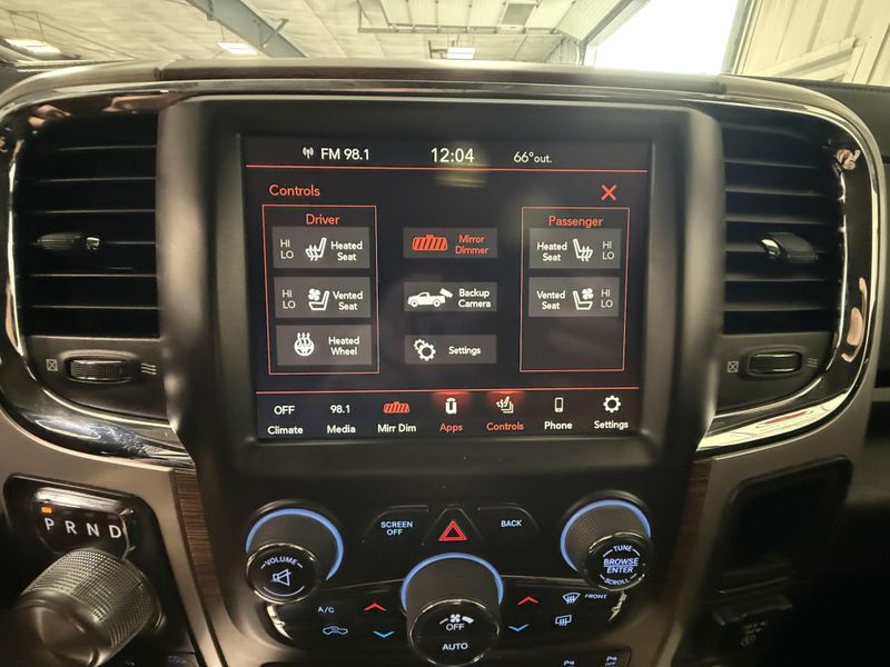 Used 2018 RAM 1500 LaramieImage 26