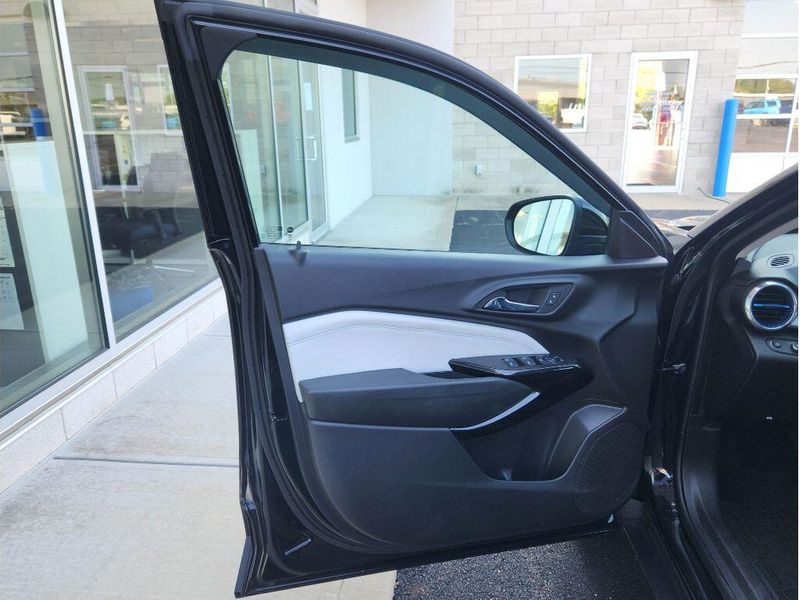 Used 2024 Chevrolet Trax LT