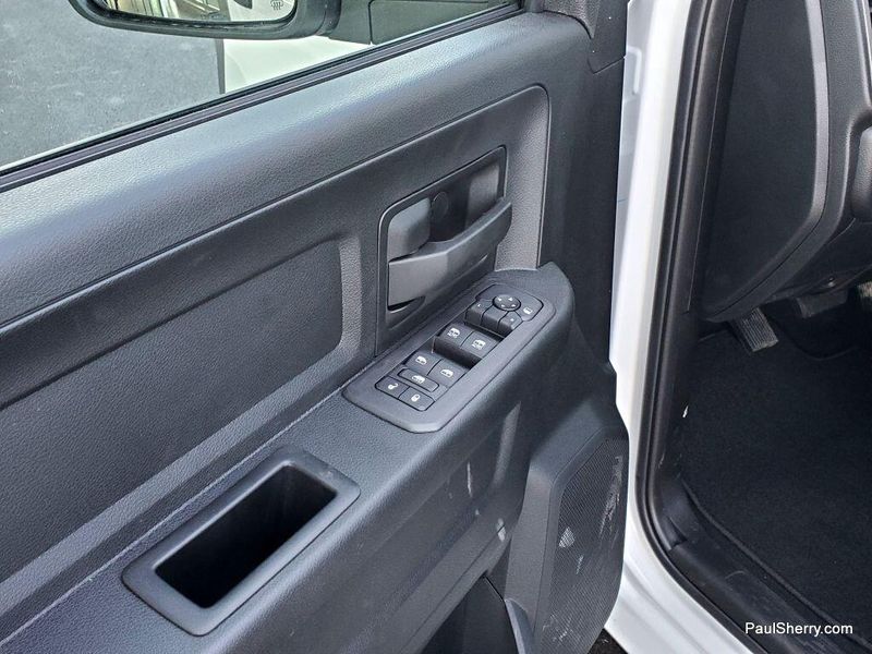 New 2025 RAM 3500 Tradesman Crew Cab 4x4 8