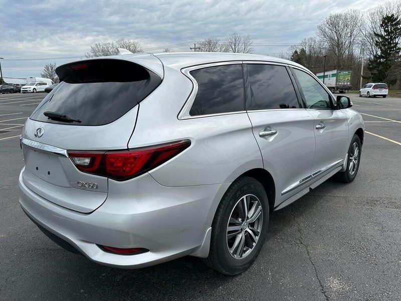 2019 INFINITI QX60 PureImage 12