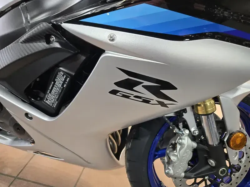 NEW 2026 SUZUKI GSXR750 Image 14