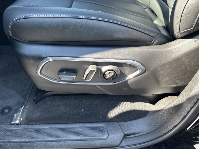 2026 Jeep Grand Wagoneer Limited Reserve 4x4Image 32