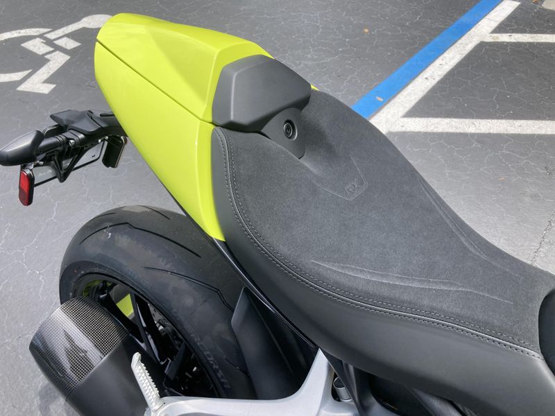 2026 Triumph Speed Triple 1200 RX Limited Edition