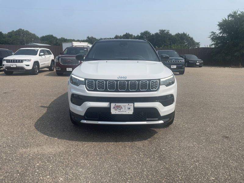 2024 Jeep Compass Limited 4x4Image 3