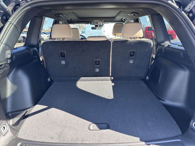 New 2026 Jeep Grand Cherokee Limited 4x4Image 10