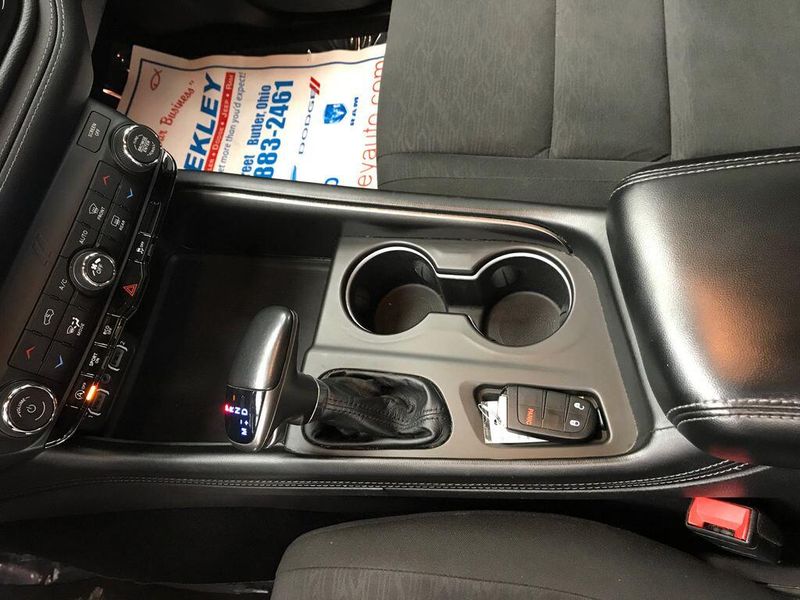 Used 2021 Dodge Durango SXTImage 6