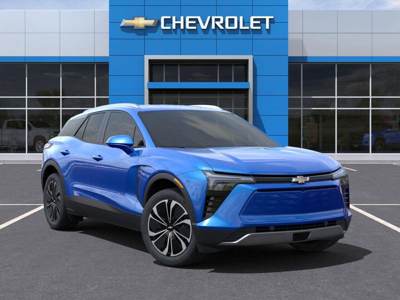 New 2025 Chevrolet Blazer EV AWD LTImage 7