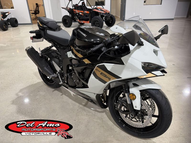 New 2026 Kawasaki NINJA ZX-6R ABS Image 1