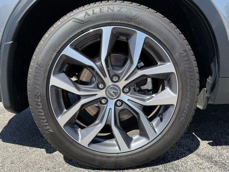 Used 2024 Acura MDX w/Technology Package