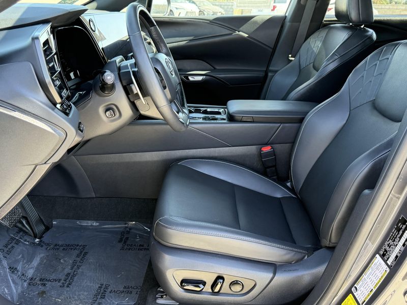 Used 2025 Lexus RX 350h PremiumImage 20