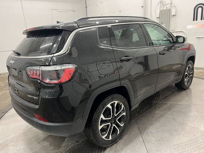 2022 Jeep Compass Limited 4x4Image 10