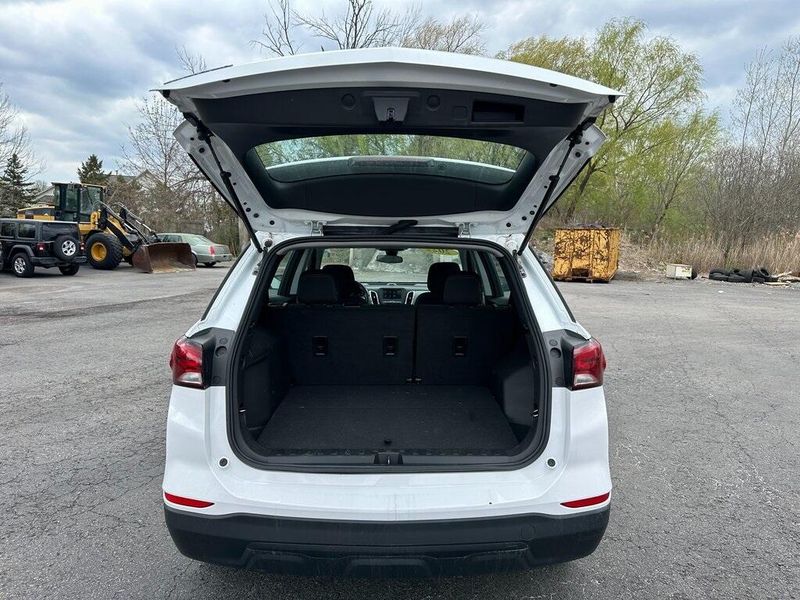 2022 Chevrolet Equinox LSImage 14
