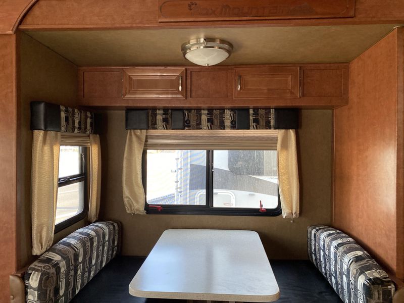 Used 2016 NORTHWOOD MFG FOX MOUNTAIN 235 RLS Image 6