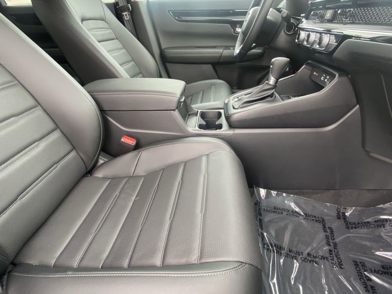 Used 2025 Honda CR-V EX-LImage 12