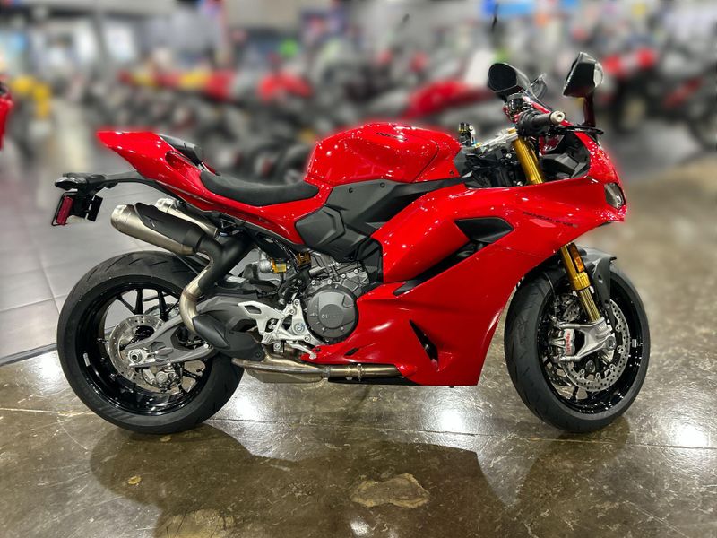 New 2026 Ducati PANIGALE V2 S Image 11