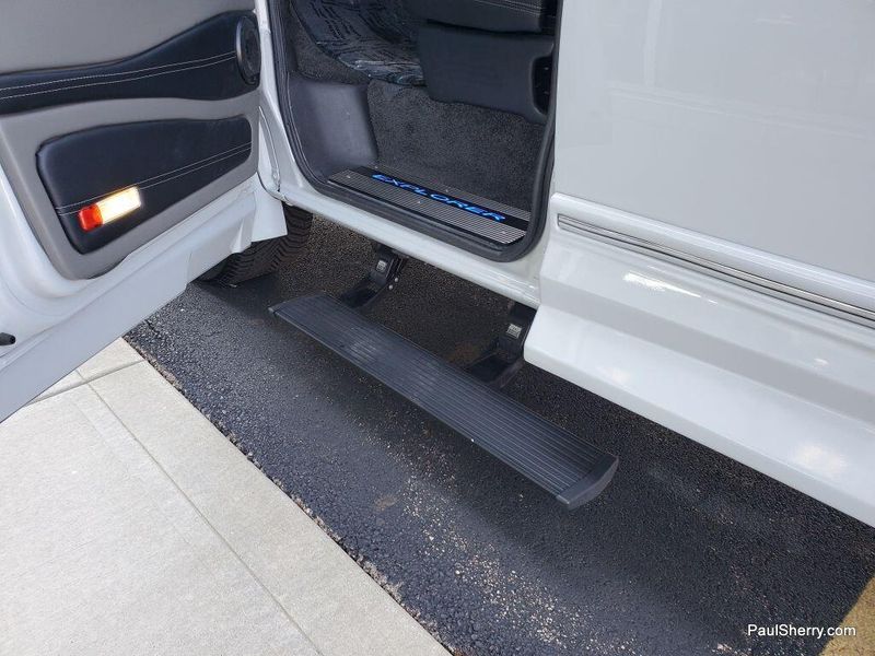 Used 2023 Chevrolet Express Cargo Image 38