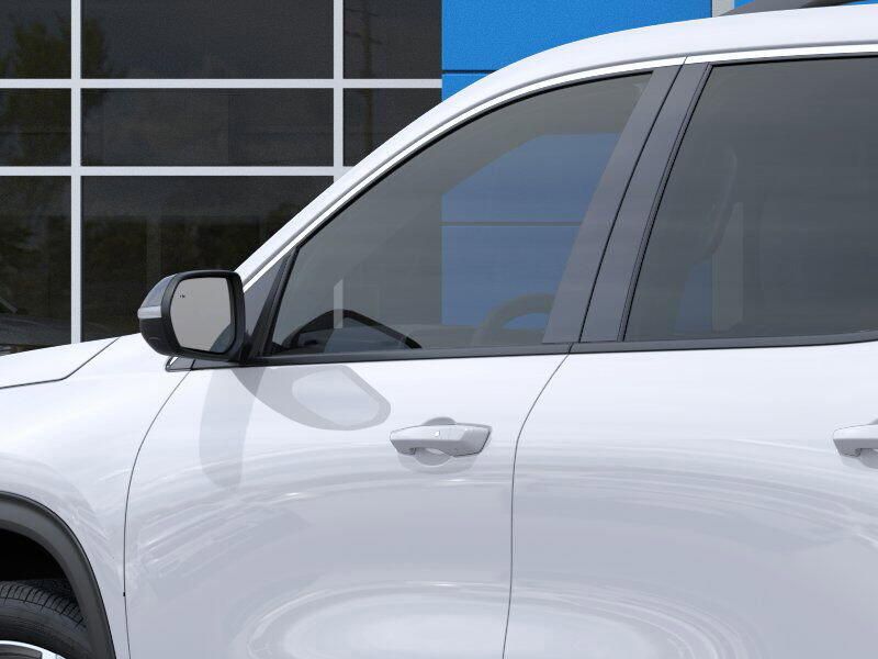 New 2025 Chevrolet Traverse FWD LTImage 12