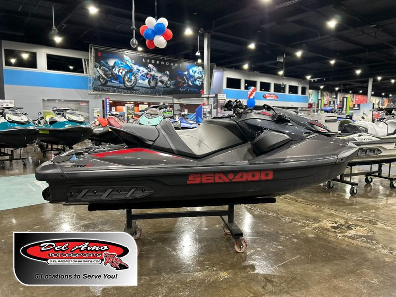 New 2025 Sea-Doo GTR-X 300 (SOUND SYSTEM) 