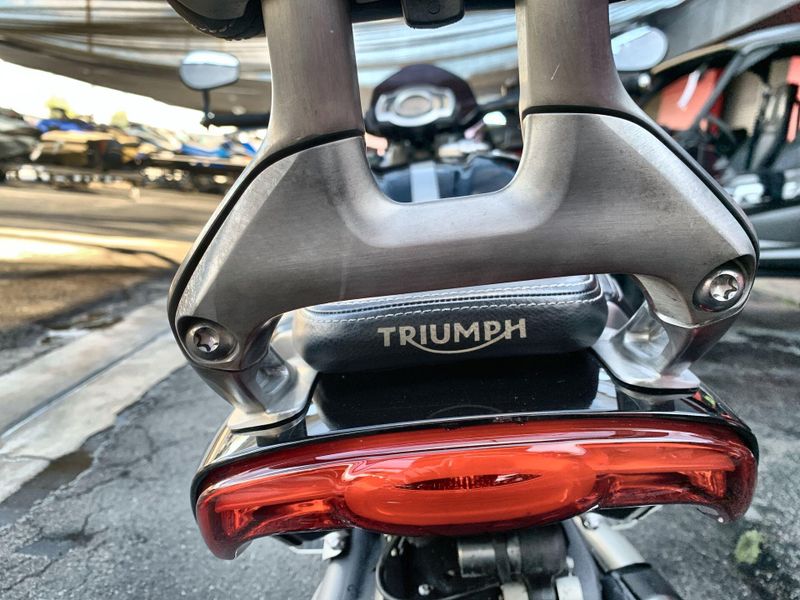 Used 2020 Triumph Rocket 3 R (Euro 5a) Image 28