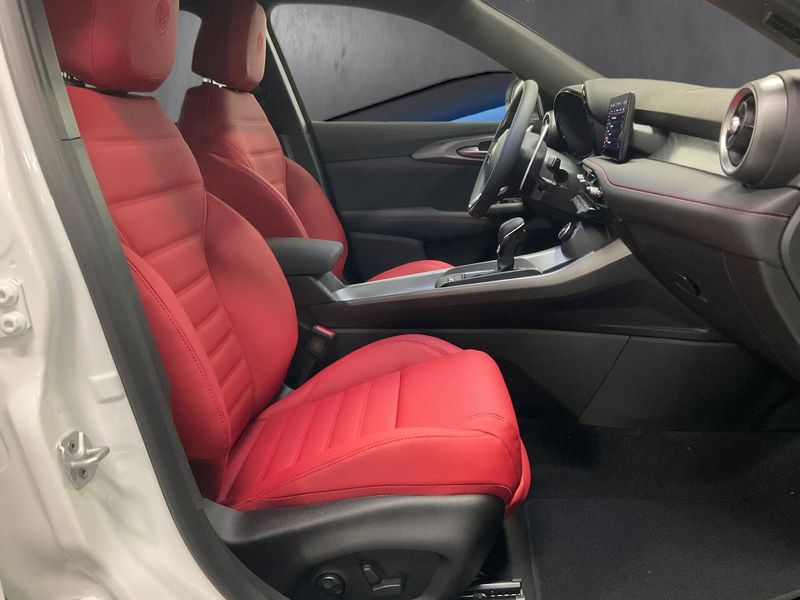 New 2026 Alfa Romeo Tonale Veloce AwdImage 11