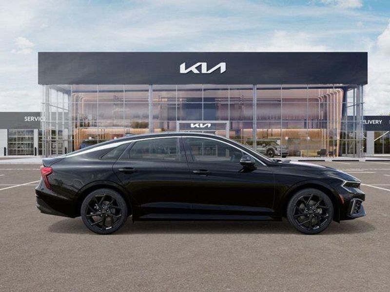 New 2026 Kia K5 GT-LineImage 8