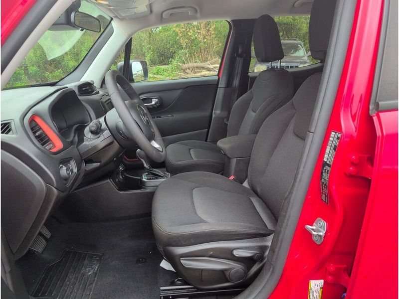 Used 2020 Jeep Renegade UplandImage 10