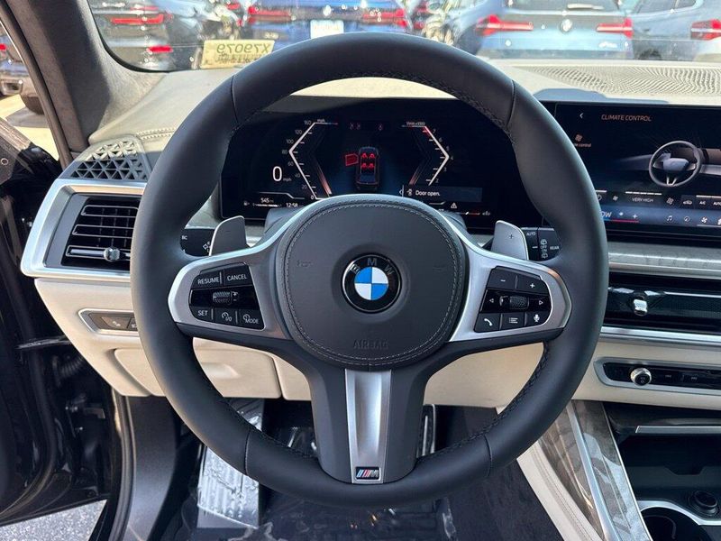 New 2027 BMW X7 xDrive40iImage 21