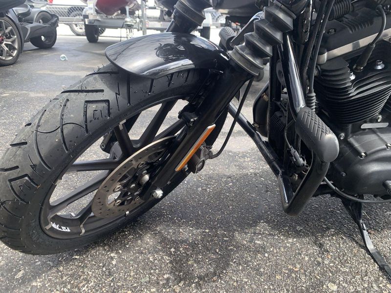Used 2016 Harley-Davidson Sportster Iron 883 Image 18