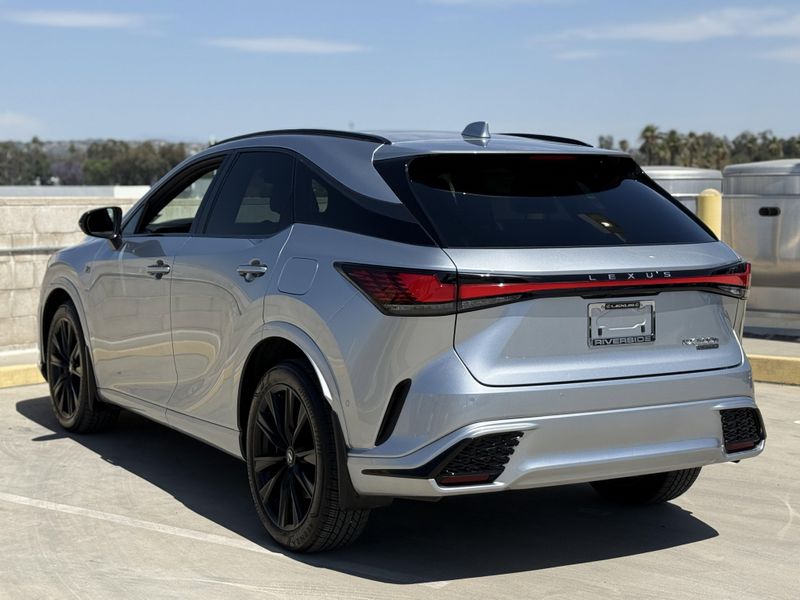 2023 Lexus RX 500h F SPORT PerformanceImage 10