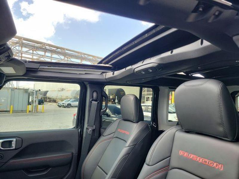 New 2026 Jeep Wrangler 4-door Rubicon X