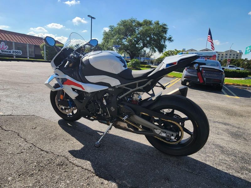 2026 BMW S 1000 RRImage 6