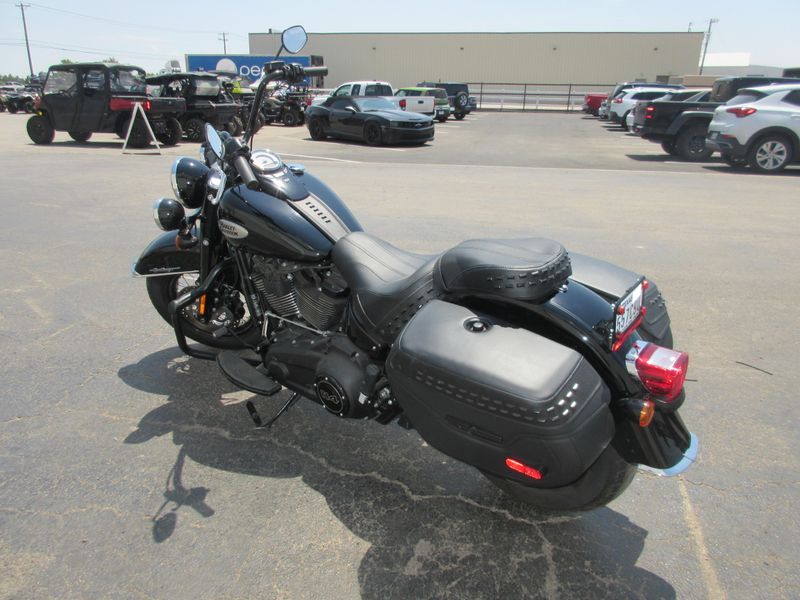 USED 2023 HARLEY SOFTAIL HERITAGE SOFTAIL CLASSIC 114 Image 6