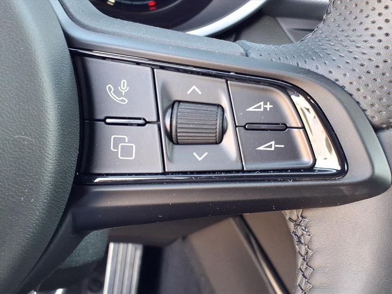 New 2026 Alfa Romeo Stelvio SprintImage 22