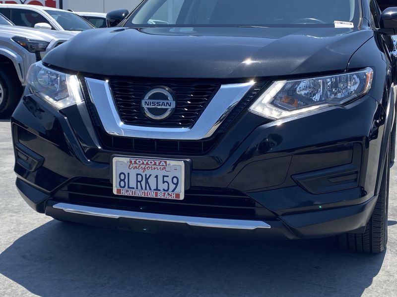 2019 Nissan Rogue SVImage 7