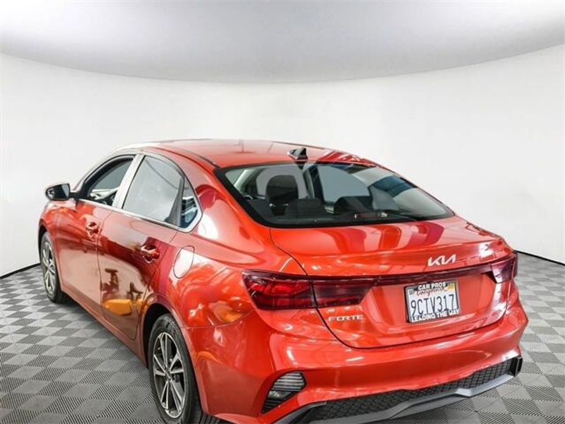 2023 Kia Forte LXSImage 6