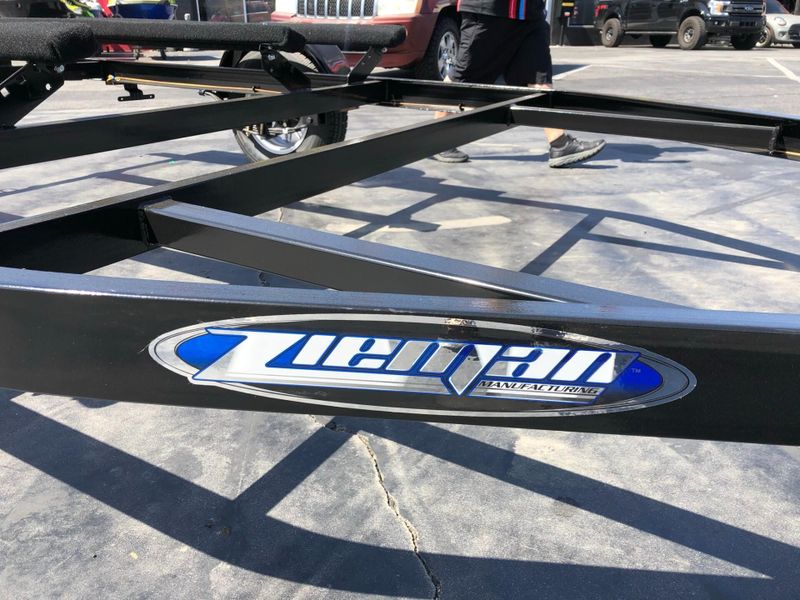 New 2025 Zieman J-2B Image 14