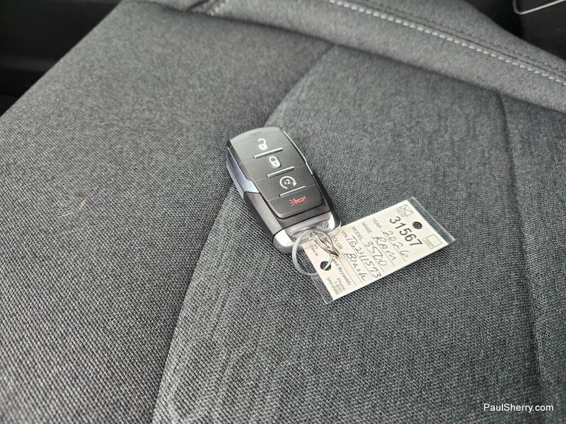 New 2026 RAM 3500 Big Horn Crew Cab 4x4 6'4' Box