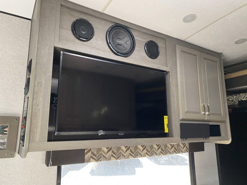 New 2025 DESERT FOX 27FS Image 23