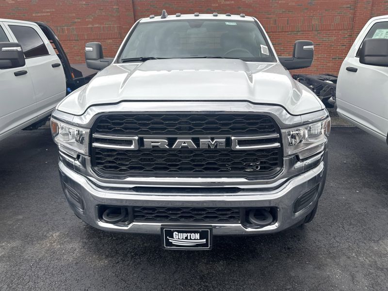 2024 RAM 5500 Tradesman Chassis Crew Cab 4x4 60