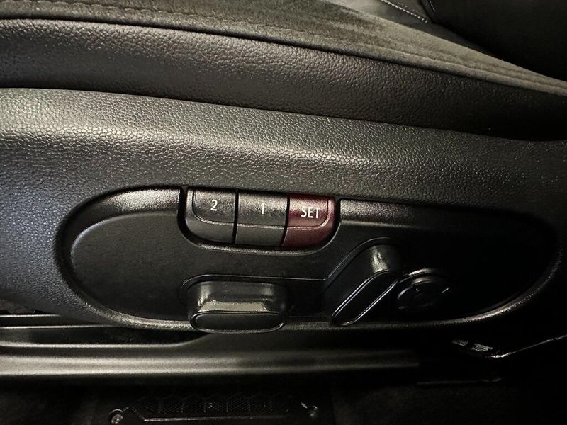 2018 MINI Countryman BaseImage 22