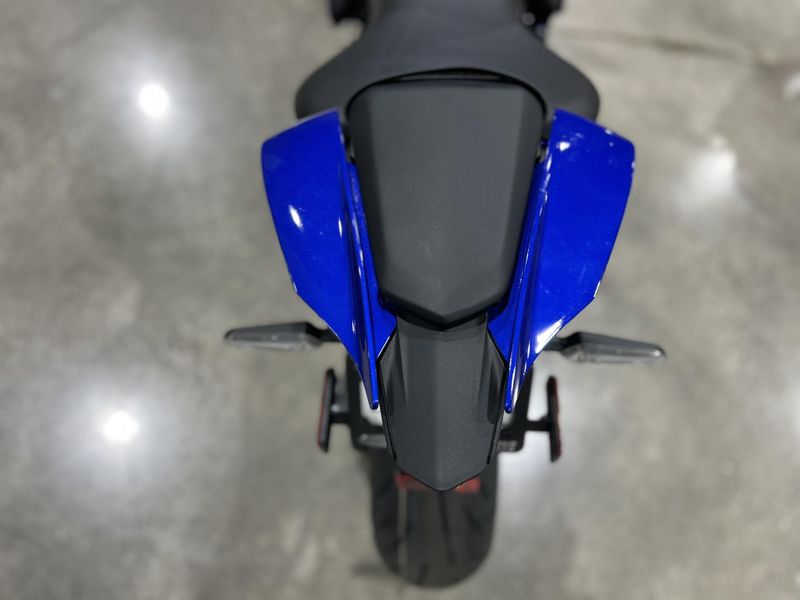 2025 Yamaha YZF-R7 Image 12
