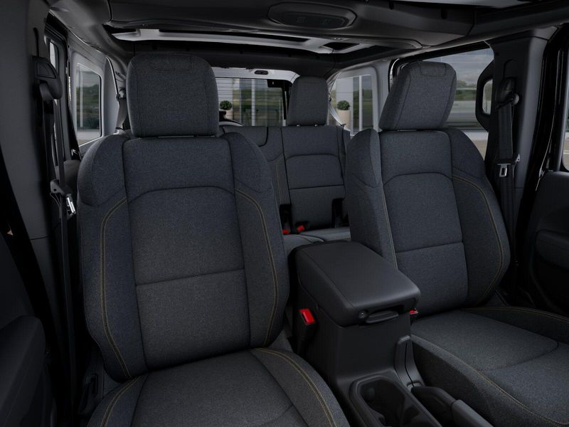 New 2025 Jeep Wrangler 4-door Sport SImage 36