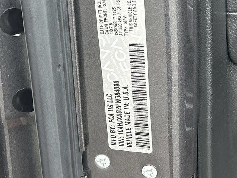 Used 2023 Jeep Wrangler SportImage 32